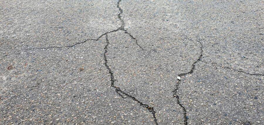 Crack Filling and Repair by M Jennings Asphalt